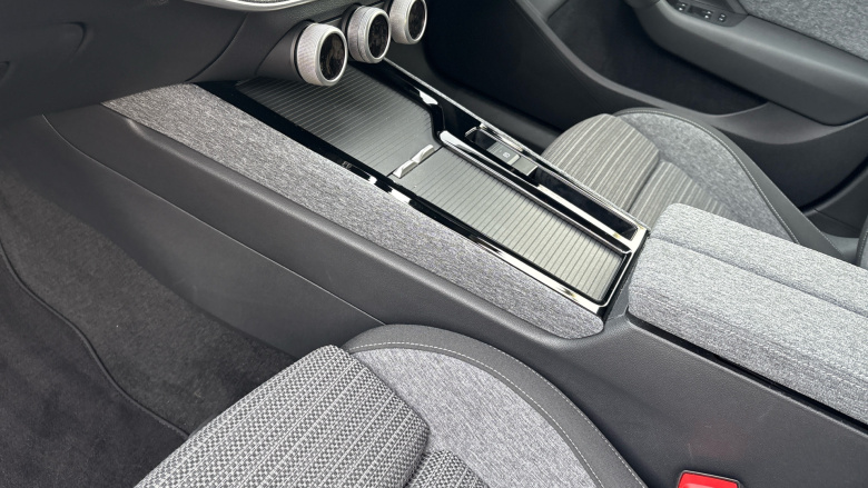 Skoda Superb 2.0 TDI SE Technology 5dr DSG Diesel Estate